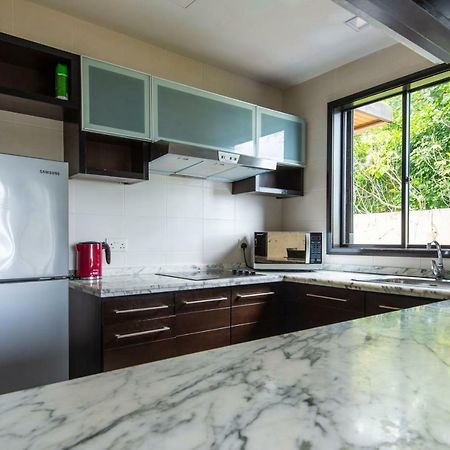 קוטה קינבלו Sabah Beach Villas & Suites מראה חיצוני תמונה