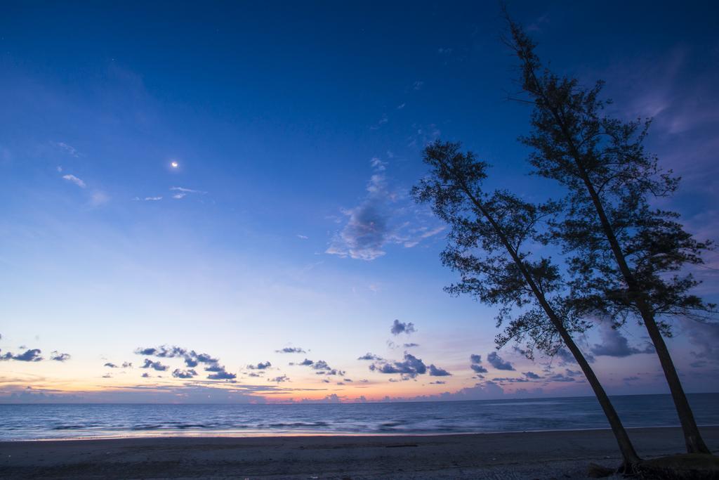 קוטה קינבלו Sabah Beach Villas & Suites מראה חיצוני תמונה
