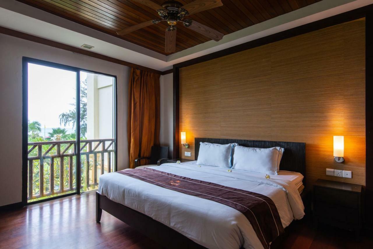 קוטה קינבלו Sabah Beach Villas & Suites מראה חיצוני תמונה