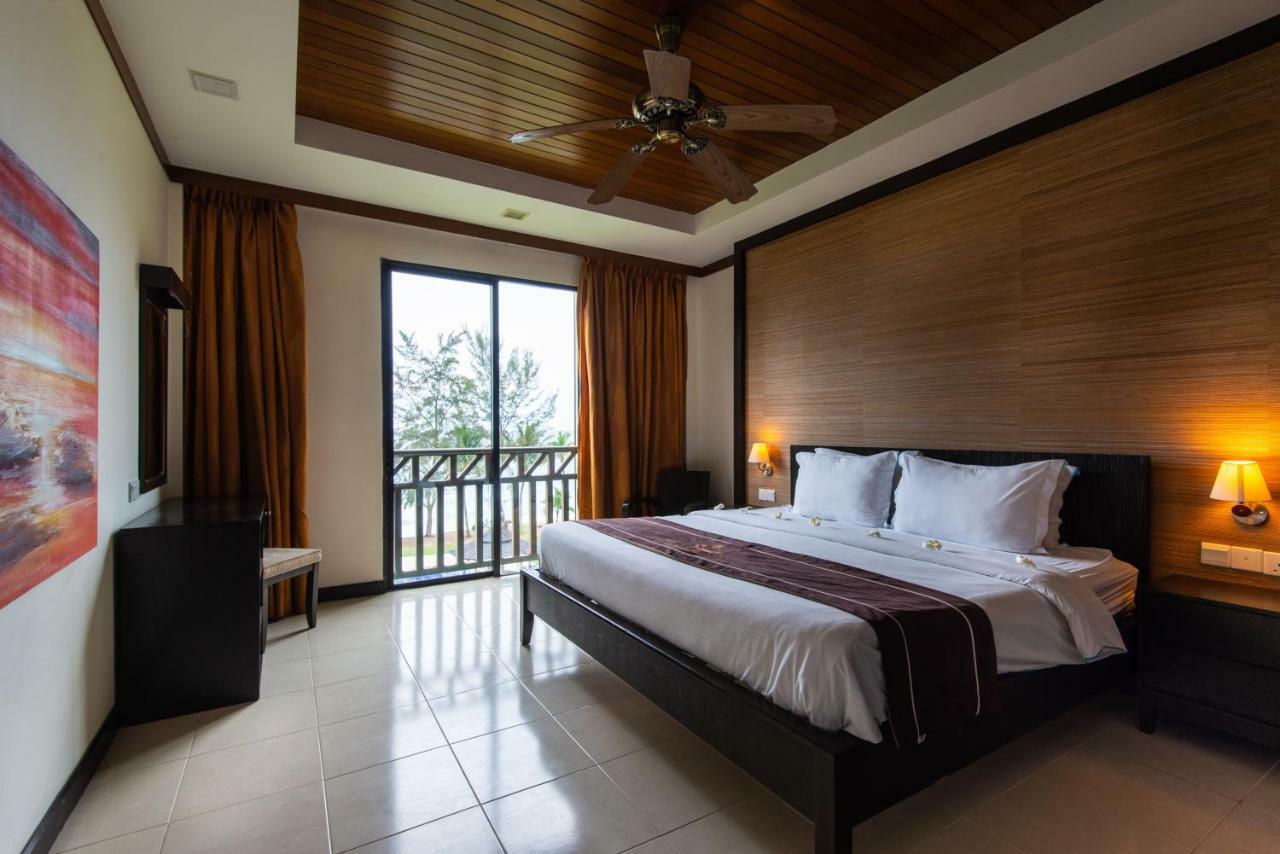 קוטה קינבלו Sabah Beach Villas & Suites מראה חיצוני תמונה